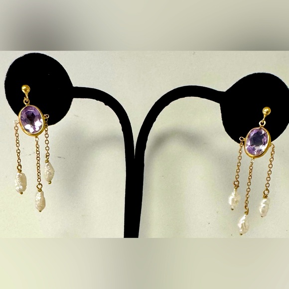 14 K stamped gold genuine amethysts seed pearls vintage dangle earrings 2.86 GM